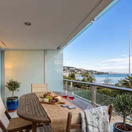 דירה Premium Two-bedroom Front Palm Beach, קאן