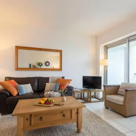 דירה Premium Two-bedroom Front Palm Beach, *