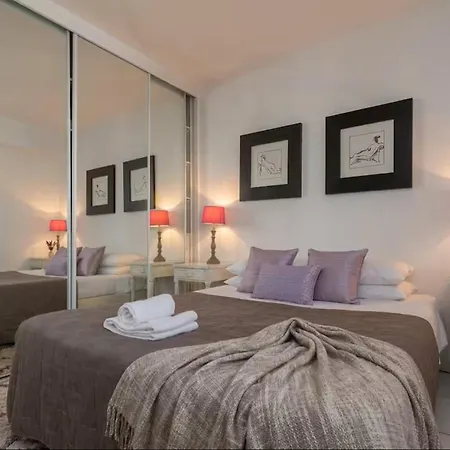 Premium Two-bedroom Front Palm Beach, * كان